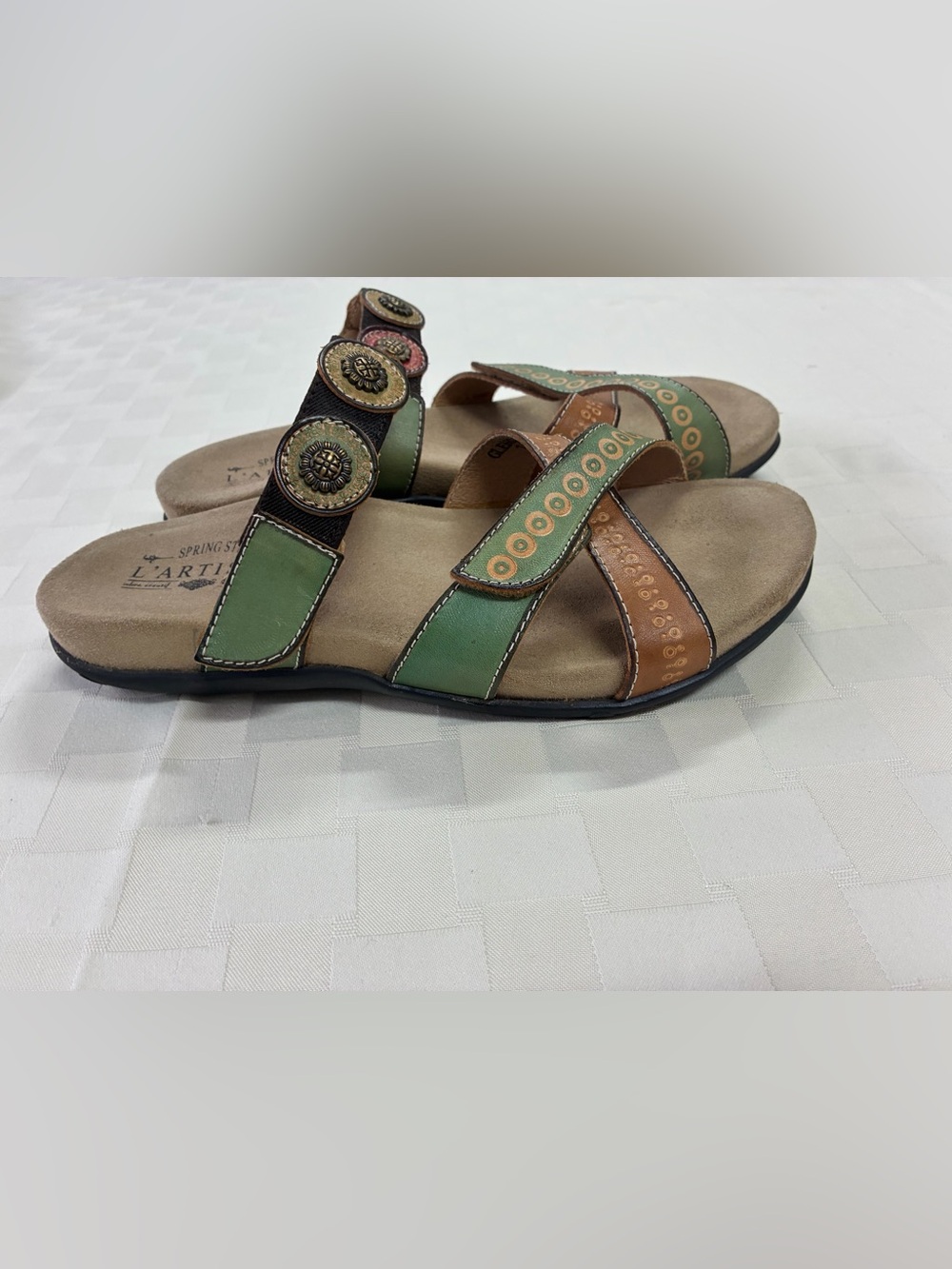 L’artiste Spring Step Leather Slide Sandals with Medallions
